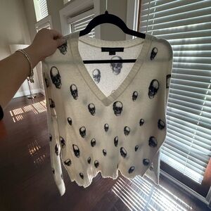 Skull Cashmere XS Ivory Black Knit Pullover Sweater Skull Print V-Neck